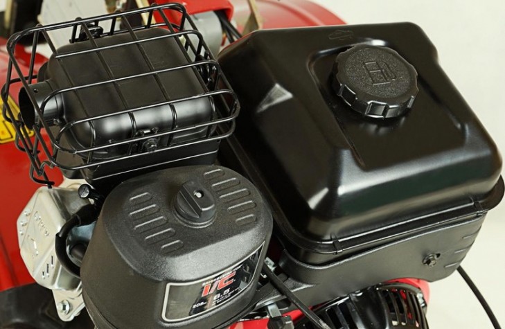 Мотоблок УГРА НМБ-1Н5 двигатель Briggs&Stratton Intek I/C (6 л.с.) [НМБ.000.000.0-15Д(-15)]