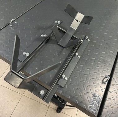 Мотоподъемник СОРОКИН 16.7 платформенный, пневмогидравлический 0,7 т