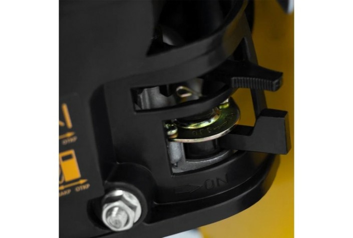 Мотопомпа бензиновая для слабозагрязненной воды Denzel PX-80 [99202]