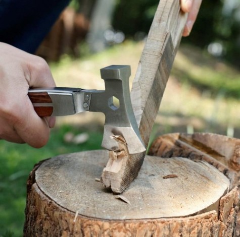 Мультитул WORKPRO WP383001 12-в-1 люкс мощный с топором Мультитул WORKPRO WP383001 12-в-1 люкс мощный с топором