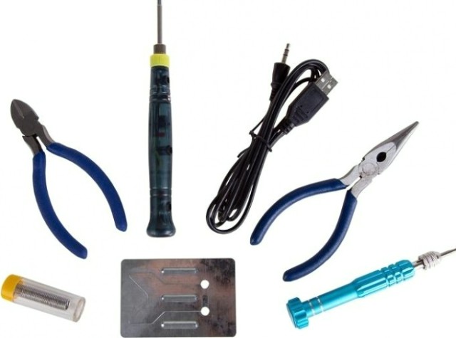 Набор для пайки REXANT П0168 №16 (usb-паяльник 8вт, кусачки, тонкогубцы, подста [12-0168]