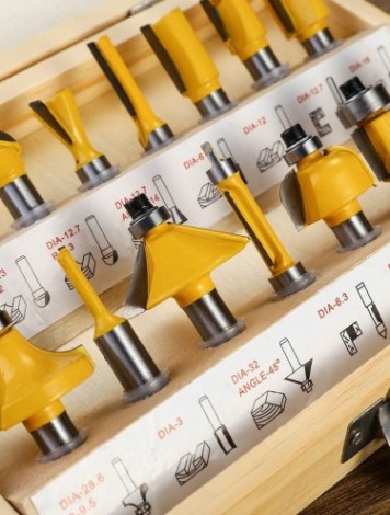 Набор фрез по дереву DEKO DH16 (8 мм, 16 предметов) [065-0790]