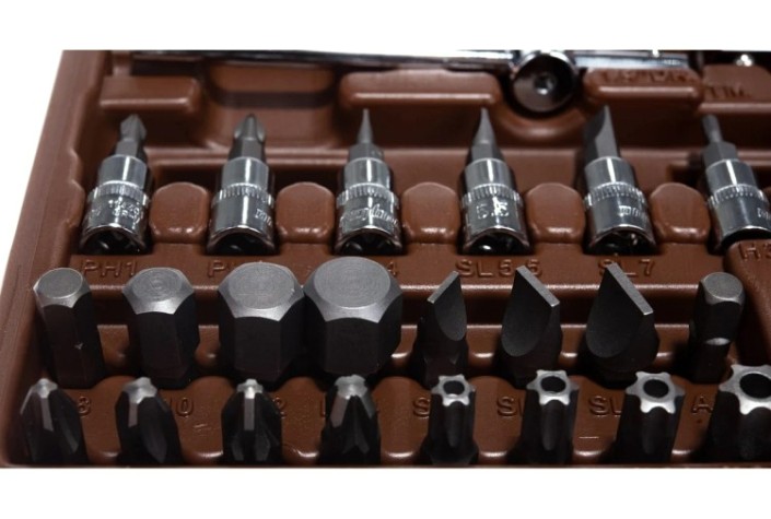 Набор инструментов OMBRA OMT82S 1/4", 1/2"DR, 82 предмета [055014]