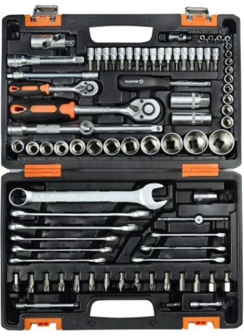 Набор инструментов ВИХРЬ 1/2", 1/4", CrV, 82 пластиковый кейс 82 предм [73/6/7/3]