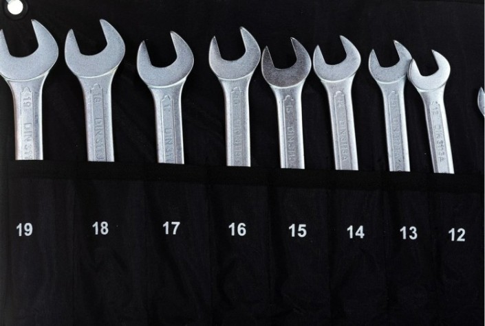 Набор комбинированных ключей AV Steel AV-031262 6-32 мм, 26 предметов