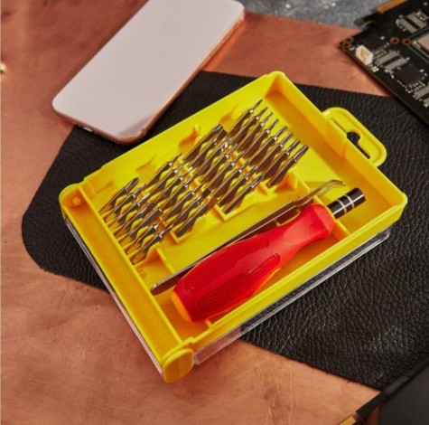 Набор отверток REXANT 12-4701 для точечных работ 32 предмета Набор отверток REXANT 12-4701 для точечных работ 32 предмета