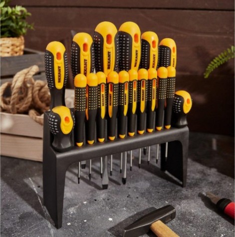 Набор отверток REXANT 12-4775 18 предметов Набор отверток REXANT 12-4775 18 предметов