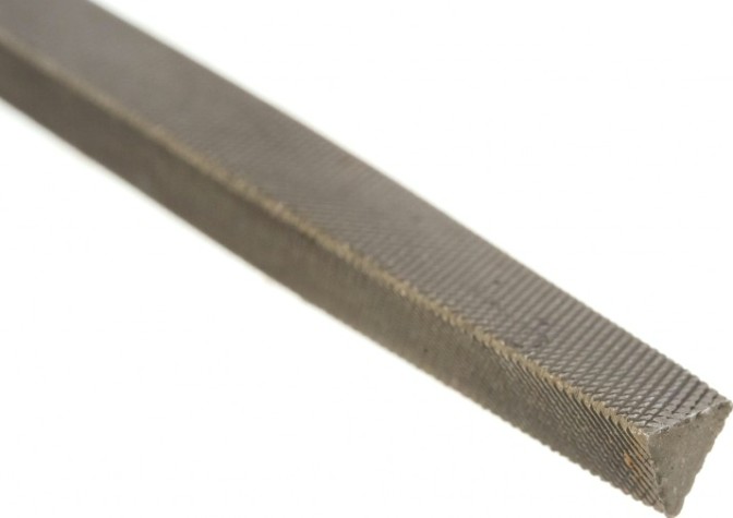 Напильник трехгранный Biber 85304 200мм [тов-095625]