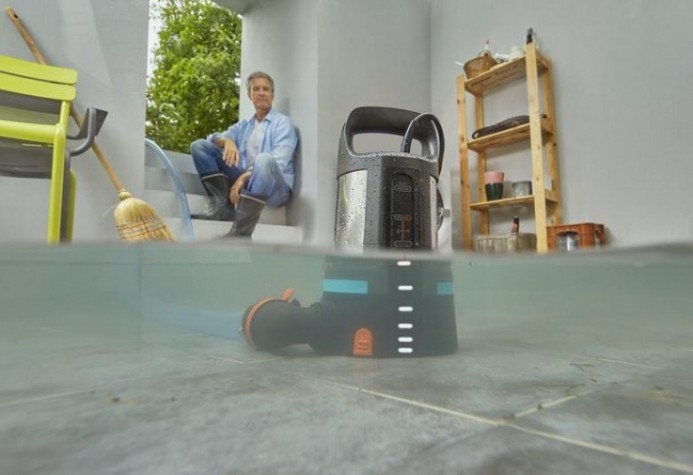 Насос дренажный GARDENA 17000 Aquasensor 09036-20.000.00 [09036-20.000.00]