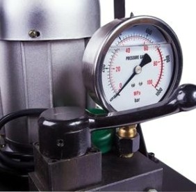 Насос электрический для домкрата TOR HHB-630BII 220В (для двусторонних домкратов 20-200 т) 1056322 [1056322]