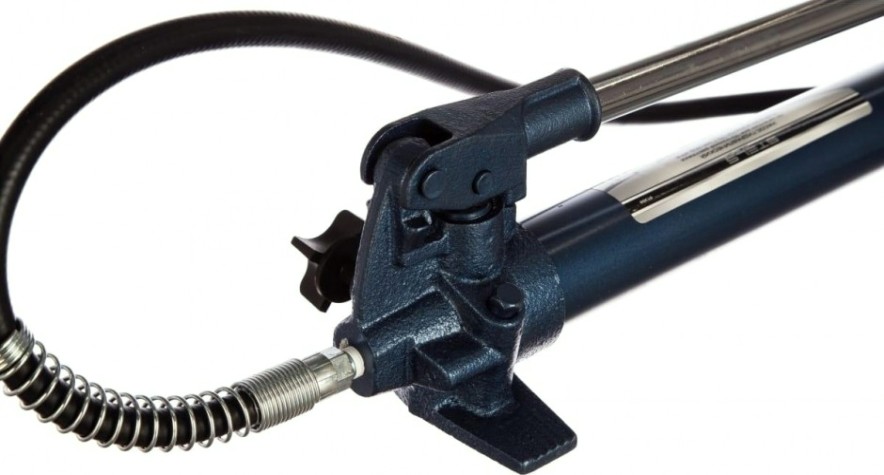 Насос гидравлический со шлангом STELS 10 т для 10-тонной растяжки [51358]