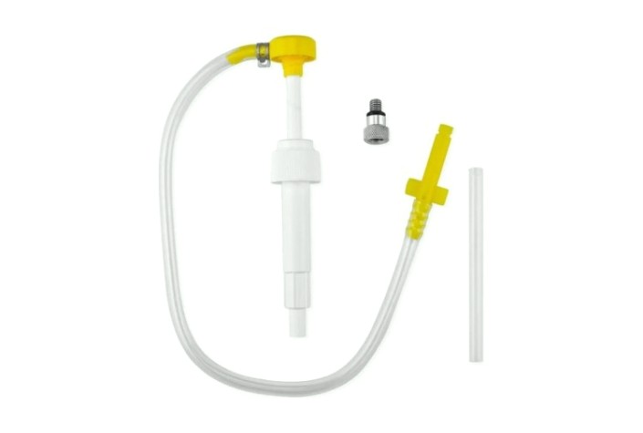 Насос ручной SKIPPER для замены масла в редукторе ПЛМ, для Suzuki/Tohatsu/Yamaha [SK-152610]