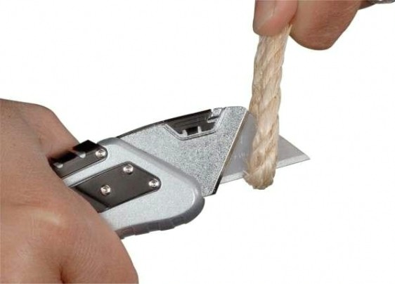Нож STANLEY QuickSlide POCKET KNIFE 0-10-810 с выдвижным лезвием [0-10-810]