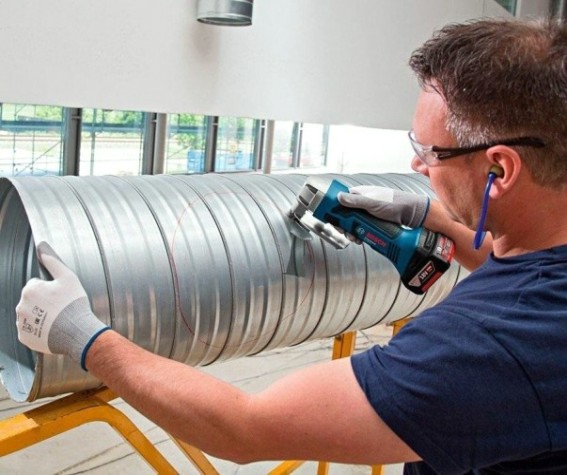 Ножницы аккумуляторные BOSCH GSC 18V-16 листовые без АКБ и ЗУ [0601926200]