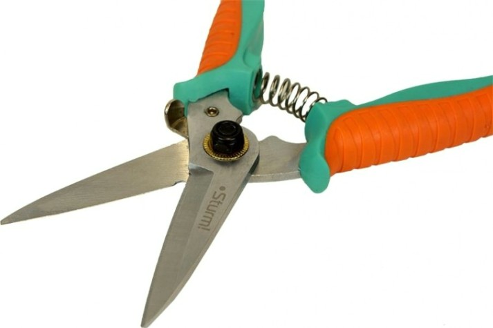 Ножницы для травы Sturm 3012-04-05 205 мм, ручка пластик+tpr Ножницы для травы Sturm 3012-04-05 205 мм, ручка пластик+tpr