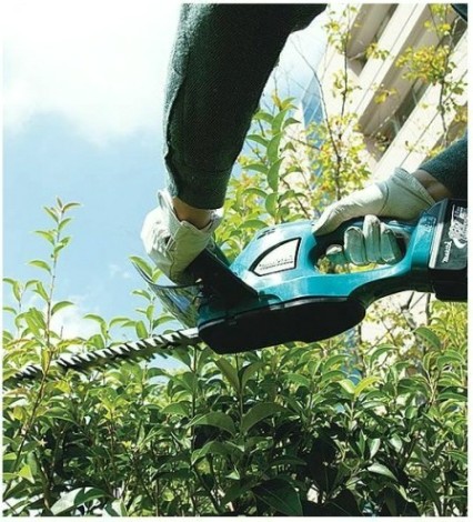 Ножницы-кусторез аккумуляторные MAKITA DUH 523 Z без АКБ и ЗУ [DUH523Z]