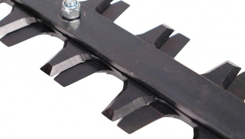 Ножницы-кусторез бензиновые CHAMPION HT626R