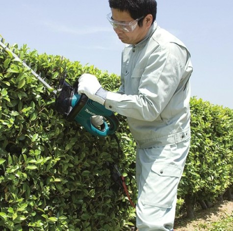 Ножницы-кусторезы электрические MAKITA UH 5261 длина лезвия 520 мм [UH5261]