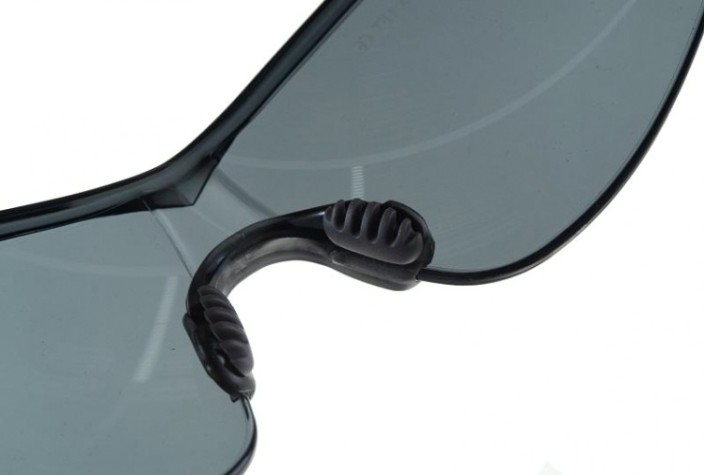 Очки защитные Delta Plus EGON SMOKE открытые с затемненными линзами [EGONGRFU]