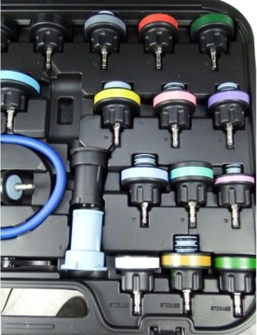 Опрессовка систем охлаждения AE&T TA-G1022 (21 предмет) Опрессовка систем охлаждения AE&T TA-G1022 (21 предмет)