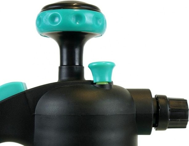 Опрыскиватель Sturm 3016-22-015 с 3 насадками, 1,5л.