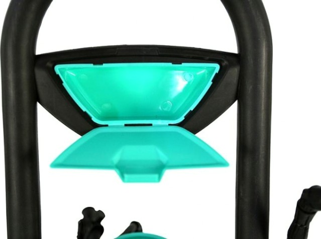 Опрыскиватель Sturm 3016-22-12 со шлангом на колесах, с кейсом, 12л. Опрыскиватель Sturm 3016-22-12 со шлангом на колесах, с кейсом, 12л.