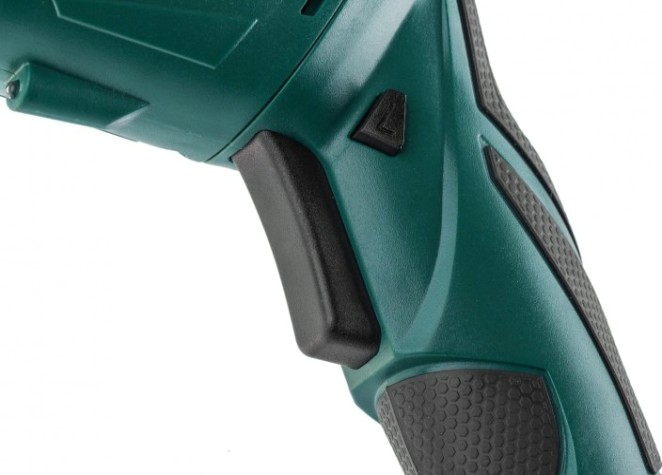 Отвертка аккумуляторная Hammer ACD3.6A с набором бит 1,3Ah Li-ion, 4Hм [102-007]