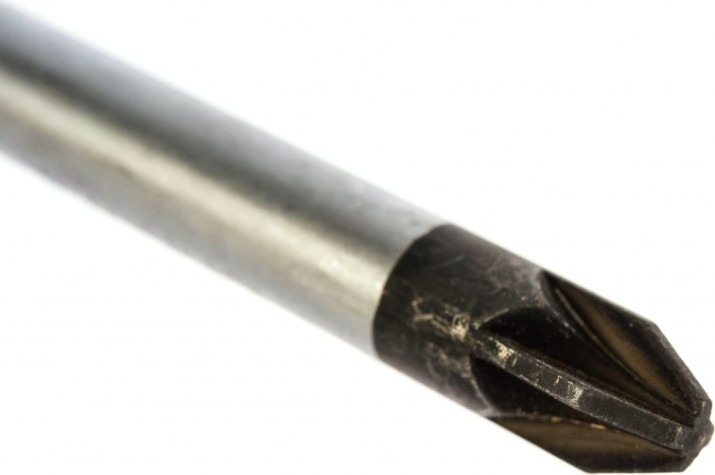 Отвертка крестовая REXANT PZ 3х150 мм Cr-V двухкомпонентная рукоятка [12-6416]