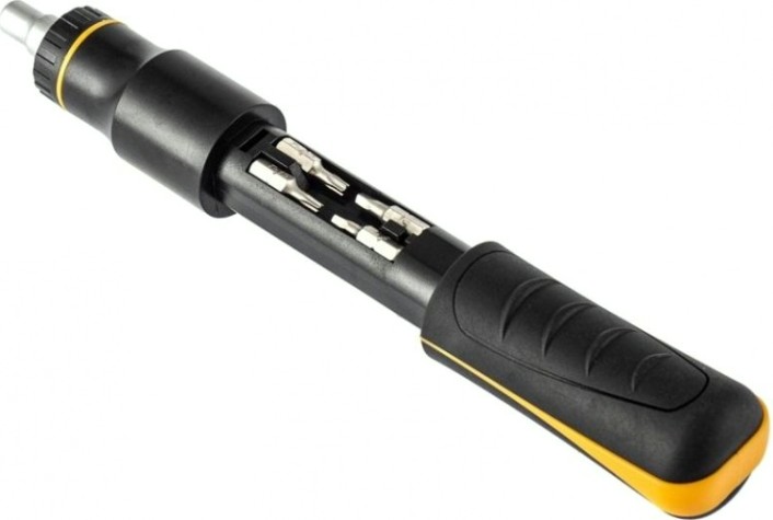 Отвертка с битами Denzel 7711601 реверсивная с револьверным механизмом, 9в1, сталь