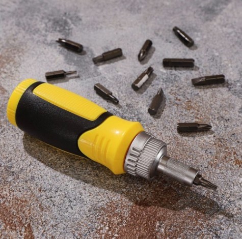 Отвертка с битами REXANT 12-4778 набор 13 предметов с реверсивной отверткой Отвертка с битами REXANT 12-4778 набор 13 предметов с реверсивной отверткой