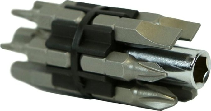 Отвертка с битами Sturm 1040-19-14 реверсивная битодерж. в ручке 14 в 1 Отвертка с битами Sturm 1040-19-14 реверсивная битодерж. в ручке 14 в 1