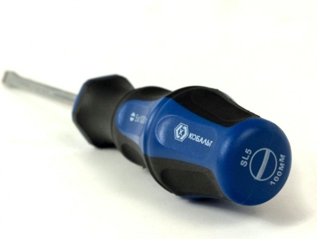 Отвертка шлицевая Кобальт 646-256 ultra grip sl 5,0х100 мм, двухкомпонентная рукоятк