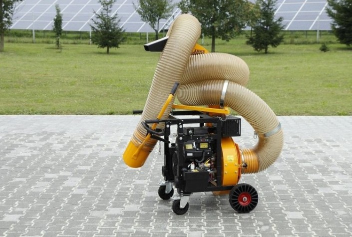 Парковый пылесос LASKI VD445/24 Парковый пылесос LASKI VD445/24