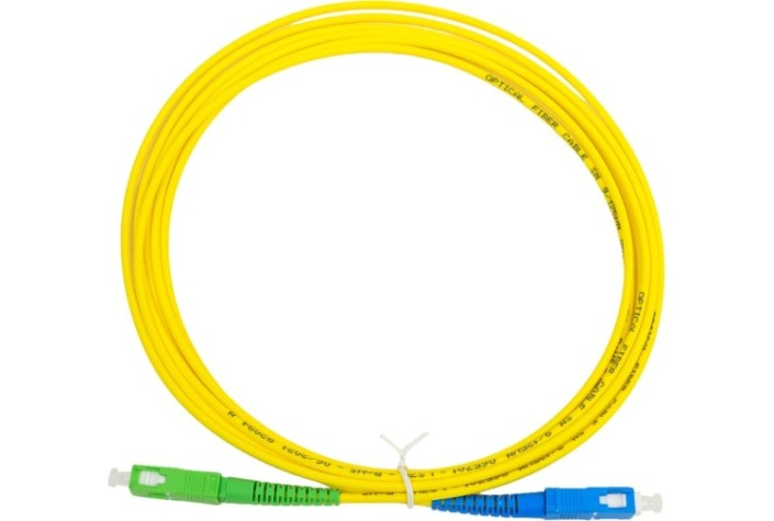 Патч-корд оптический REXANT 50-2052 9/125 (OS2), SC/APC-SC/UPC, (Simplex), LSZH, 3м