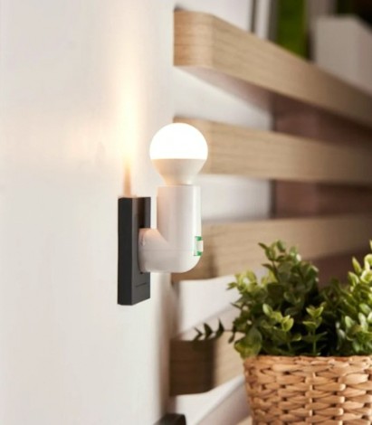 Переходник-светильник REXANT 11-8883 AC 220B-Е14 с выключателем