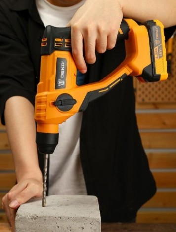 Перфоратор аккумуляторный DEKO DKCH20 2x2.0Ah [063-4412]