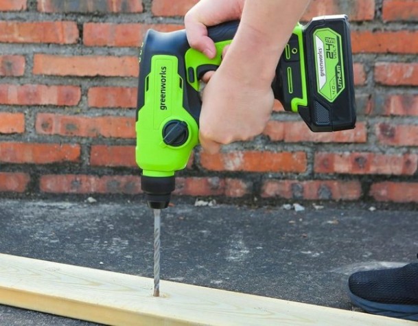 Перфоратор аккумуляторный GREENWORKS GD24SDS1 бесщеточный, без АКБ и ЗУ [3803107]