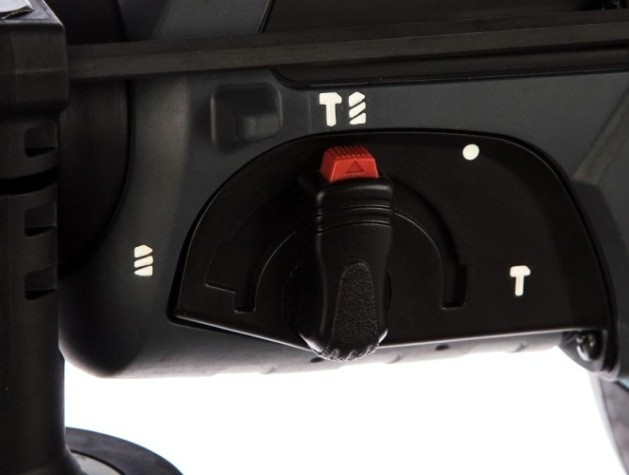 Перфоратор аккумуляторный MAKITA DHR202Z без АКБ и ЗУ