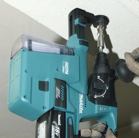 Перфоратор аккумуляторный MAKITA DHR242RT бесщеточный