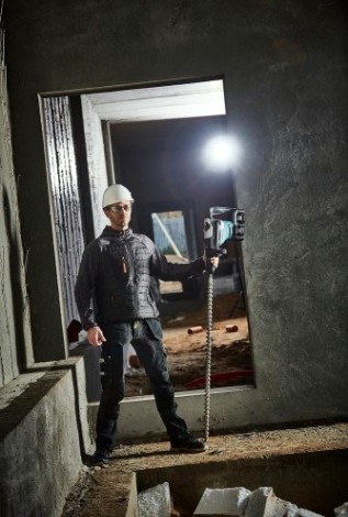 Перфоратор аккумуляторный MAKITA DHR400ZKUN бесщеточный, без АКБ и ЗУ Перфоратор аккумуляторный MAKITA DHR400ZKUN бесщеточный, без АКБ и ЗУ