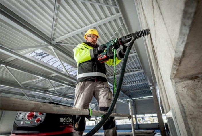 Перфоратор аккумуляторный METABO KHA 18 LTX BL 40 бесщеточный без АКБ и ЗУ [600752840]