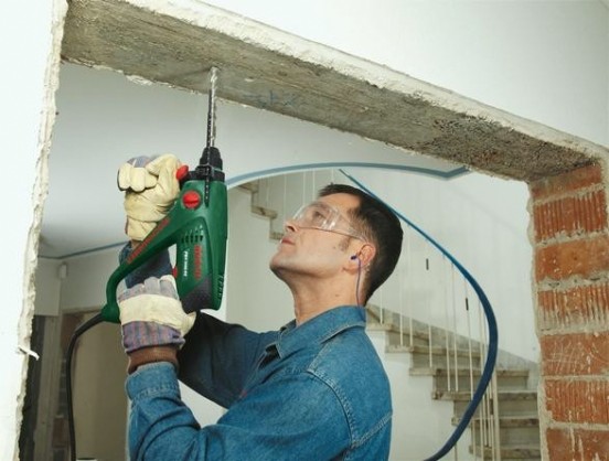 Перфоратор BOSCH PBH 2100 RE [06033A9320] Кейс