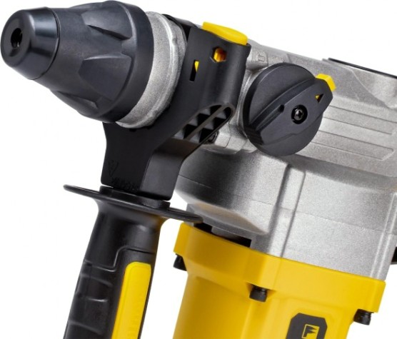 Перфоратор Kolner KRH 870C [кн870ц]