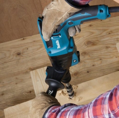 Перфоратор MAKITA HR2630