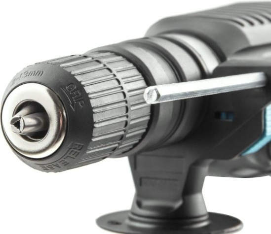 Перфоратор TESLA TR820QC SDS-plus [101-087]