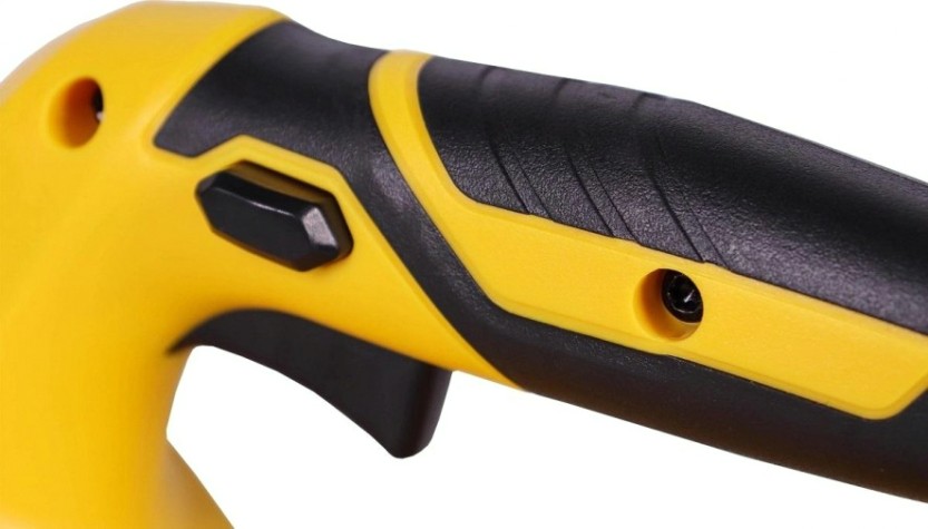 Пила цепная аккумуляторная CHAMPION CSB1811 без АКБ и ЗУ