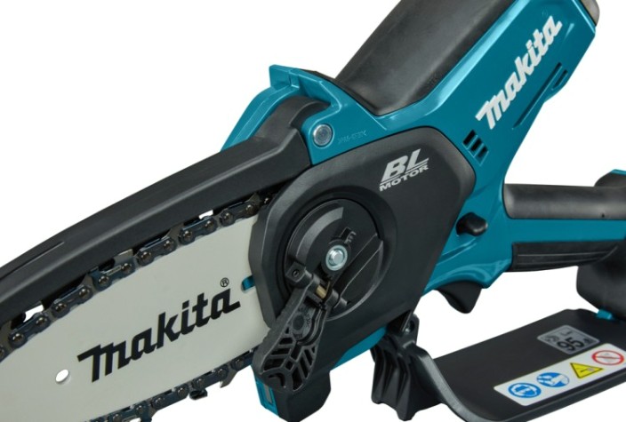 Пила цепная аккумуляторная MAKITA UC100DWA