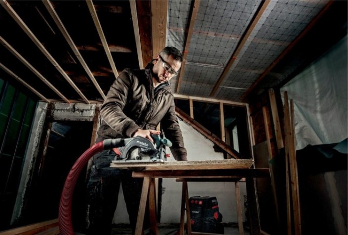 Пила циркулярная аккумуляторная METABO KS 18 LTX57 2х8,0 Ач Metaloc [601857810]