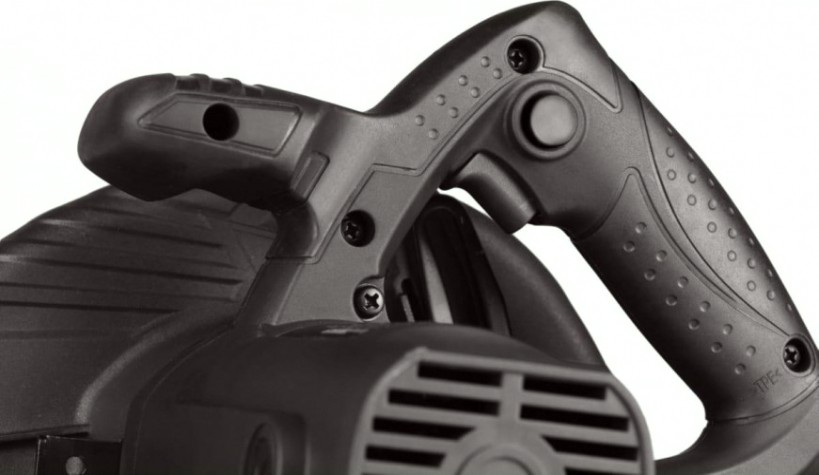 Пила циркулярная сетевая FERM CSM1041P