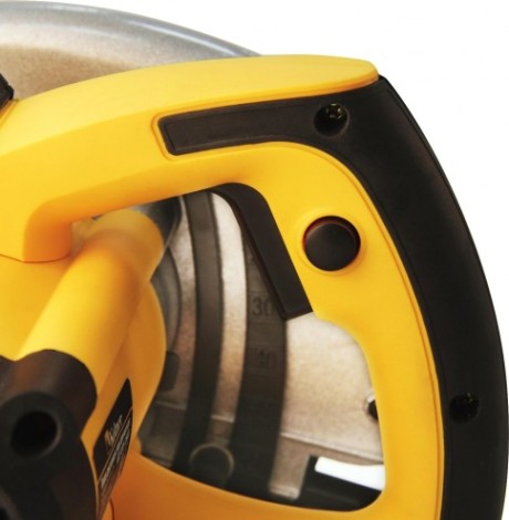 Пила циркулярная сетевая Kolner KCS 185/1500 [кн185-1500цс]